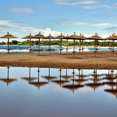 Vila Vlassoula - Beachfront Luxury With Private Pool & Garden Heaven *