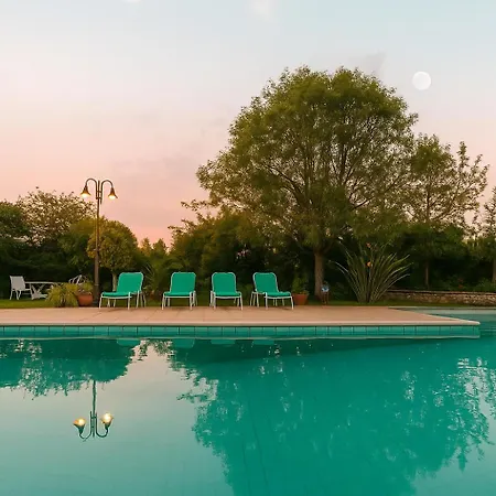 Vlassoula - Beachfront Luxury With Private Pool & Garden Heaven Vila *