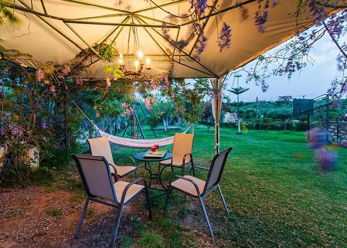 Vlassoula - Beachfront Luxury With Private Pool & Garden Heaven * Kyparissia