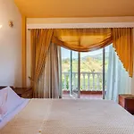Βίλα Vlassoula - Beachfront Luxury With Private Pool & Garden Heaven