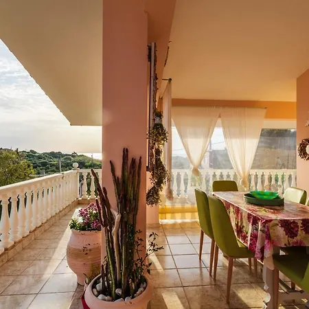 Vlassoula - Beachfront Luxury With Private Pool & Garden Heaven * 키파리씨아