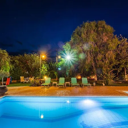 Beachfront Luxury Villa-private Pool,garden Heaven * Κυπαρισσία