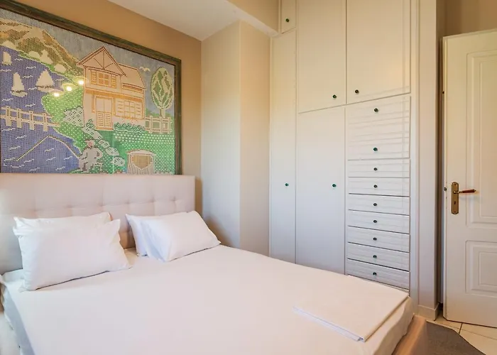 Vlassoula - Beachfront Luxury With Private Pool & Garden Heaven * Kyparissia