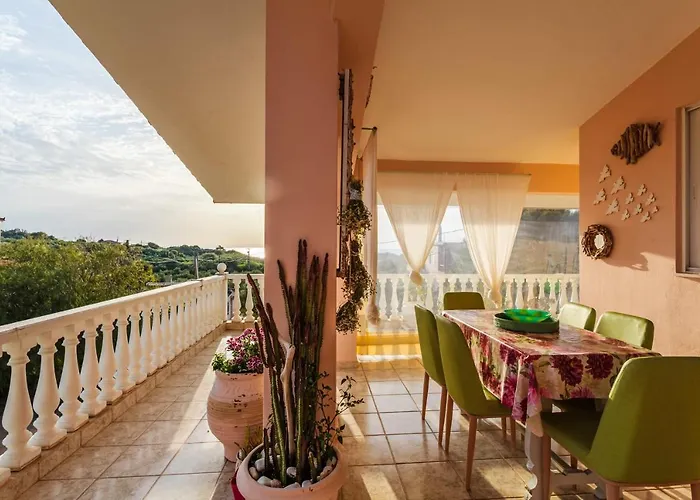 Vlassoula - Beachfront Luxury With Private Pool & Garden Heaven * Kipariszía