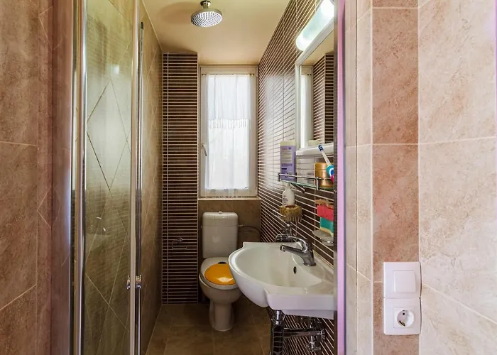 Vlassoula - Beachfront Luxury With Private Pool & Garden Heaven Kyparissia