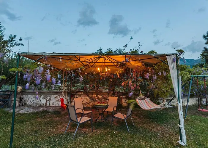 Vila Vlassoula - Beachfront Luxury With Private Pool & Garden Heaven