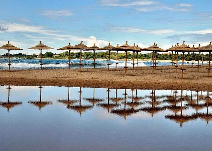 Villa Vlassoula - Beachfront Luxury With Private Pool & Garden Heaven *